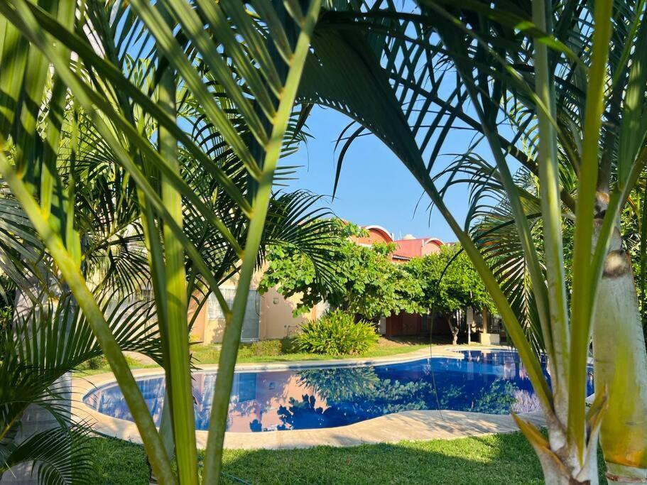 Апартаменти Casa Con Alberca A 8 Min De Playa Істапа Екстер'єр фото